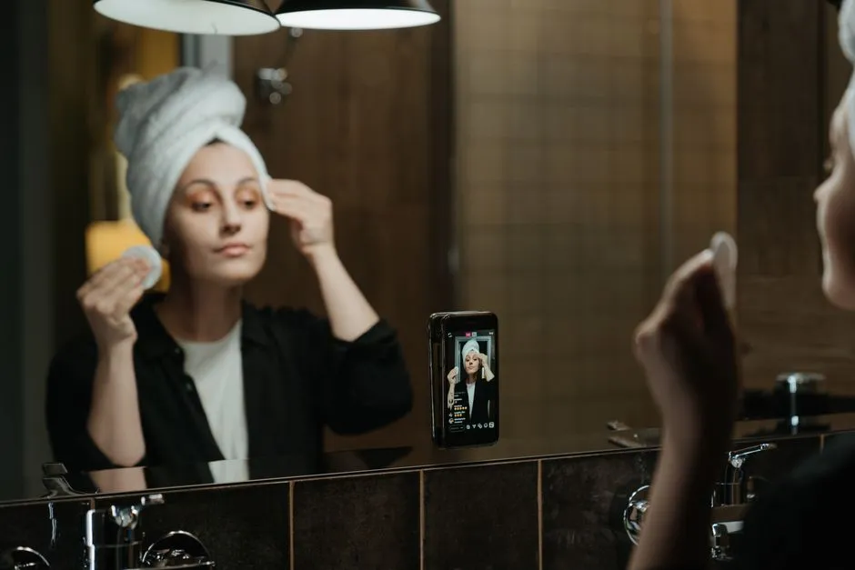 What Is Skin Cycling? The Four-Night Routine, Explained Step by Step